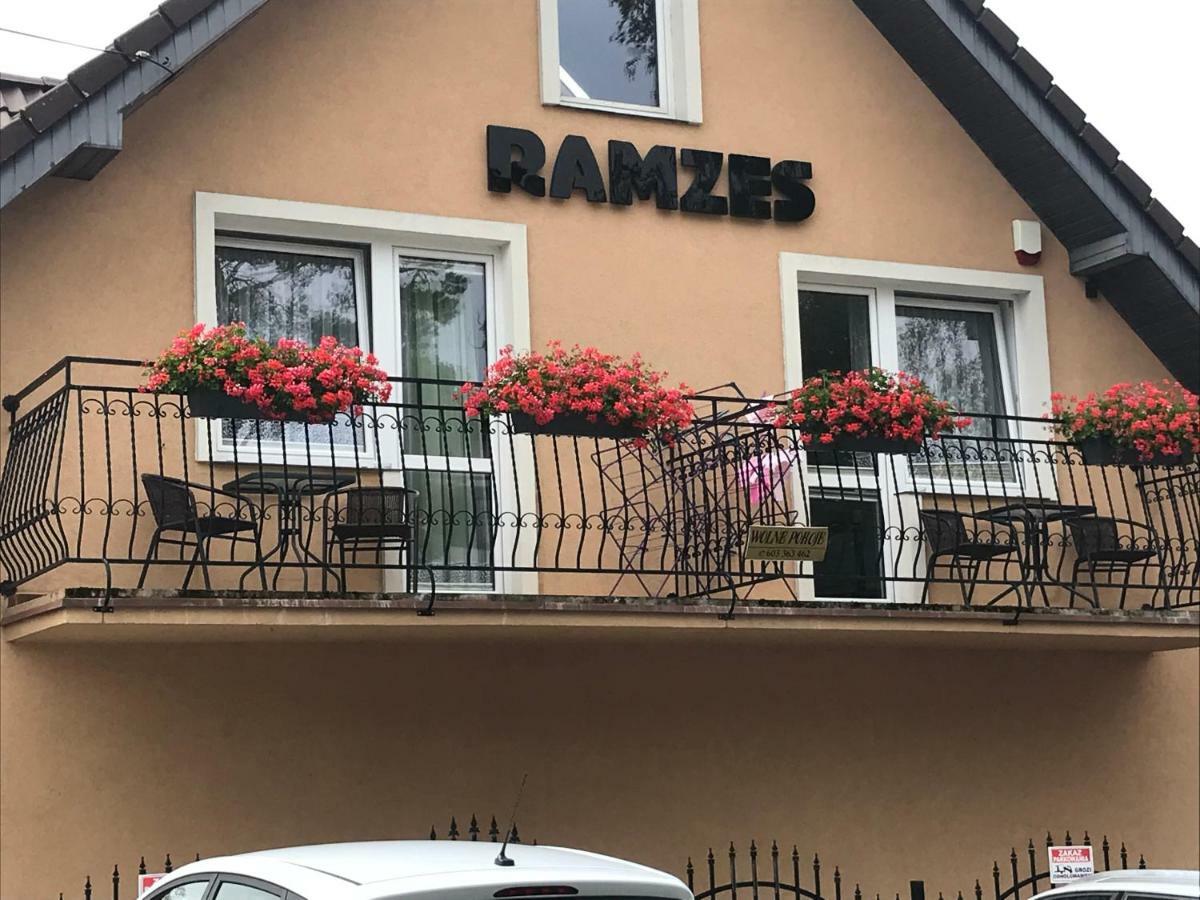 Ramzes Apartment Niechorze Exterior photo